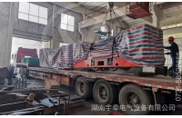 内蒙古一批8吨双驾驶室湘潭电机车装车发货